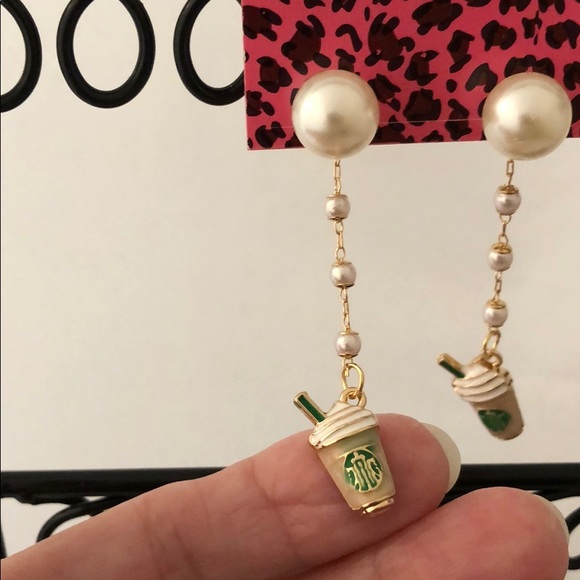 NWT Betsey Johnson 2 in 1 earrings - Picture 2 of 4